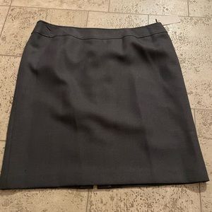 NWT grey pencil skirt from Tahari size 16
